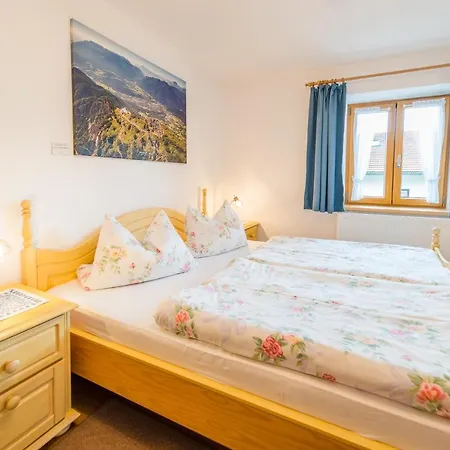 Schmuckhof Inklusive Chiemgau Karte 3* 시그스도프