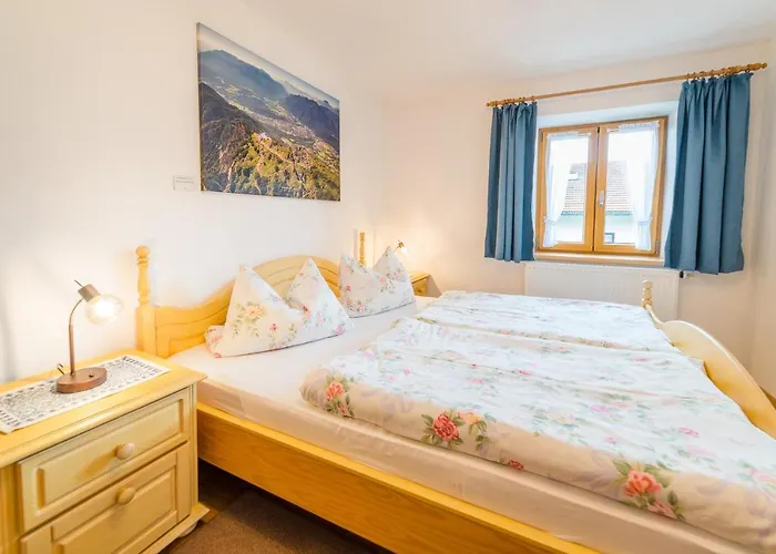 Schmuckhof Inklusive Chiemgau Karte 3* 시그스도프